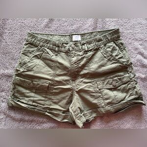 Time and Tru Khaki Cargo Shorts